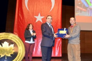 Orhangazi &Uuml;niversitesi'nde beden dili semineri