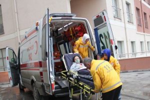 Soba gazından zehirlendiler
