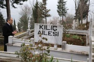 Bakan Kılı&ccedil;, dedesini unutmadı