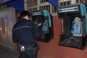 Sevgilisine kızıp ankes&ouml;r&uuml; kırdı