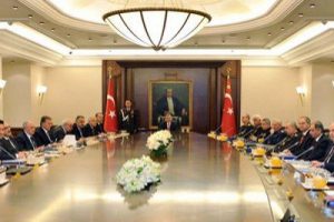 H&uuml;k&uuml;metten flaş adım!