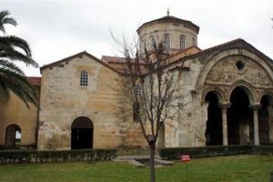 33 tarihi eser taşındı