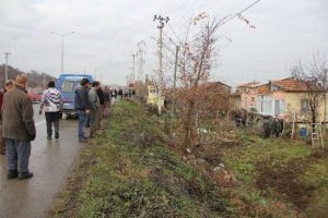 Cenaze yolunda kaza: 1 &ouml;l&uuml;, 6 yaralı