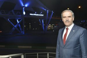 Gemlik'te &uuml;st ge&ccedil;it inşa edildi