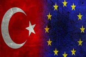 Avrupa Birliği'nden 'yeni anayasa' eleştirisi