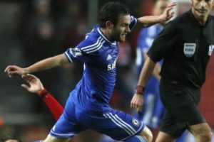 Mourinho'dan Mata'ya a&ccedil;ık &ccedil;ek