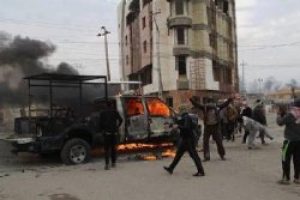 Irak'ta 5 polis merkezi ateşe verildi