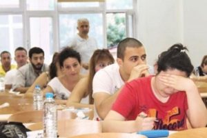 Soruları o dershane ele ge&ccedil;irdi iddiası