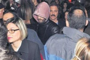 Kıvan&ccedil; Tatlıtuğ t&uuml;m &ccedil;abasına rağmen yakalandı...