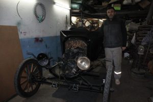 Tarihi otomobil 100. yaşında yollarda