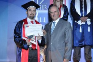 G&ouml;zlerini d&uuml;nya devlerine dikti