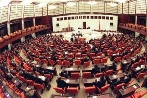 Meclis'te şaşırtan g&ouml;r&uuml;nt&uuml;