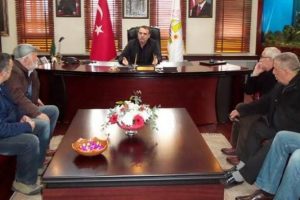 Damat adayı belediye başkanını bı&ccedil;akladı