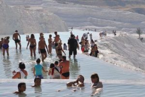 Pamukkale'nin işletmesi T&Uuml;RSAB'a verildi