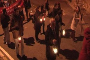 'Torba Yasa'yı hastane bah&ccedil;esinde protesto ettiler