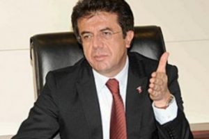 Bakan'a iki s&uuml;rpriz