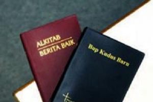 İ&ccedil;inde "Allah" kelimesi ge&ccedil;en İncillere el kondu