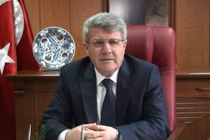 Milli Eğitim M&uuml;d&uuml;r&uuml; G&uuml;lsar'ın g&ouml;rev yeri mi değişiyor?