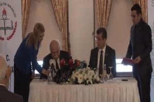 "T&uuml;rkiye Bağımlılıkla M&uuml;cadele" protokol&uuml; imzalandı