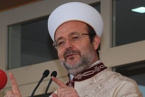 &Uuml;niversite kamp&uuml;slerinde yapılan camileri &ccedil;ok &ouml;nemsiyoruz