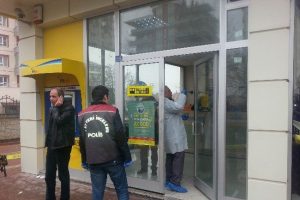 PTT şubesinde bı&ccedil;aklı soygun