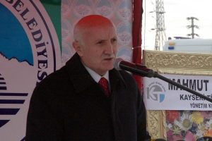 "Ekonomimiz ve &uuml;lkemiz kaybetti"