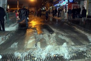 Su taşkını sorun yarattı