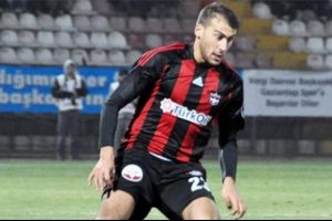 Cenk Tosun i&ccedil;in 4 talip!