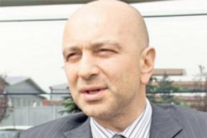 Akın İpek'e ikinci şok