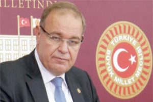 Başbakan bilerek ekonomik kriz yaratıyor!