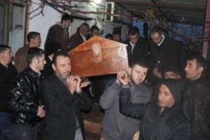 10 yaşındaki &ouml;ğrenci garajda &ouml;l&uuml; bulundu