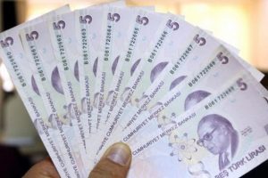 8.5 milyon emeklinin zam isyanı