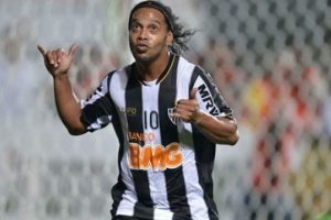 Ronaldinho i&ccedil;in flaş a&ccedil;ıklama!