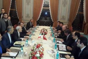 Davutoğlu İranlı mevkidaşıyla g&ouml;r&uuml;şt&uuml;