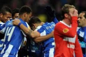 Porto seyircisi &ouml;n&uuml;nde şov yaptı!