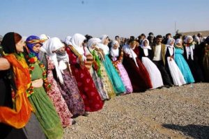 Tahliye olan BDP'liler coşkuyla karşılandı