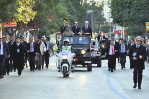 Adana kurtuluşu halksız kutladı!