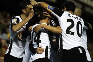 Valencia yeni d&ouml;nemine iyi başladı: 2-0