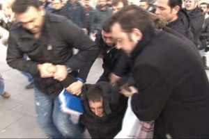 Berkin Elvan eylemine m&uuml;dahale: 3 g&ouml;zaltı