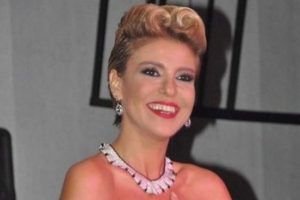 "Boşanmış kadının g&uuml;&ccedil;l&uuml; olması gerekir!"