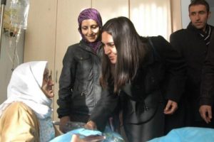 Belediye Başkan adayından hasta ziyareti