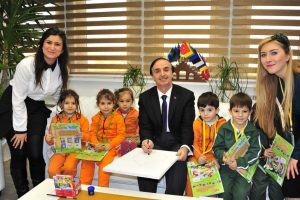 Keskin yağlı boya resim yaptı