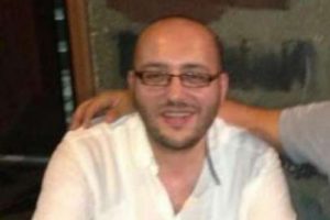 Polis muhabirinin oğlu sokakta &ouml;ld&uuml;r&uuml;ld&uuml;