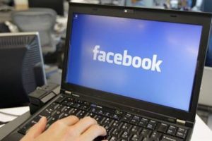 Facebook'un başı yine dertte!