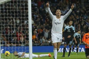 Real Madrid zirve takibi bırakmadı!