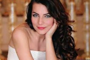 Burcu Kara'dan şok Vali Coş tweeti