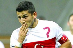 Milli stoper adım adım Bursaspor'a