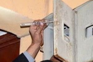 Bor&ccedil;lu abonelerin elektriği kesiliyor