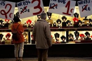 Euro B&ouml;lgesi'nde enflasyon zayıflıyor