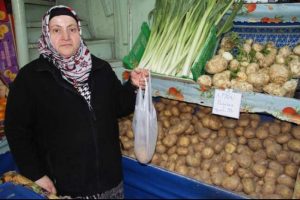Patatesin fiyatı cep yakıyor